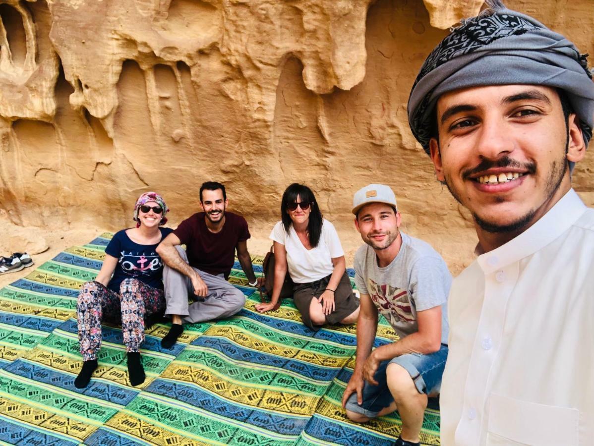 Star Walk Camp & Tours Hotel Wadi Rum Exterior photo